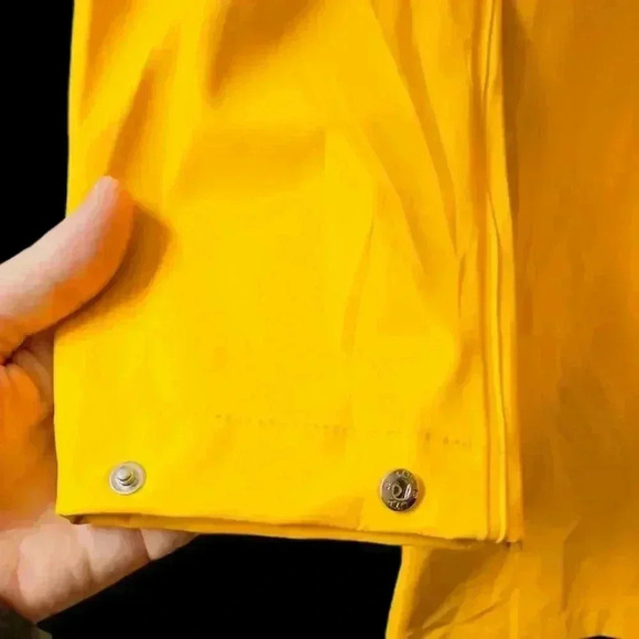 Men’s Helly-Hansen Waterproof  Hooded Rain Jacket Size L - Picture 4 of 9